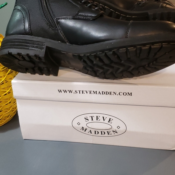 Steve Madden Men's Hudson Combat Boot - Picture 6 of 6